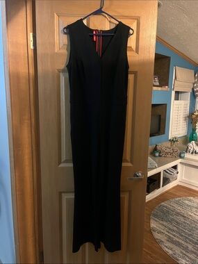 SPANX Black Sleeveless V-Neck Jumpsuit